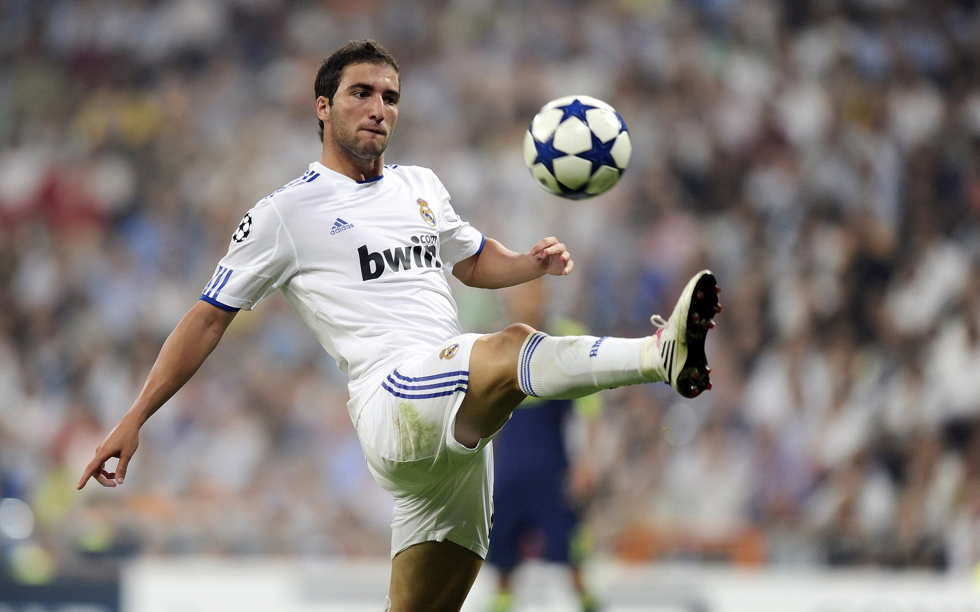 铁骑西征,贝恩领衔攻防转换风暴—新疆队如何应对骑士队的核心冲击?